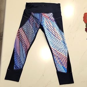 Athleta Capris, Black & multi color, Excellent Like New Condition, Small.